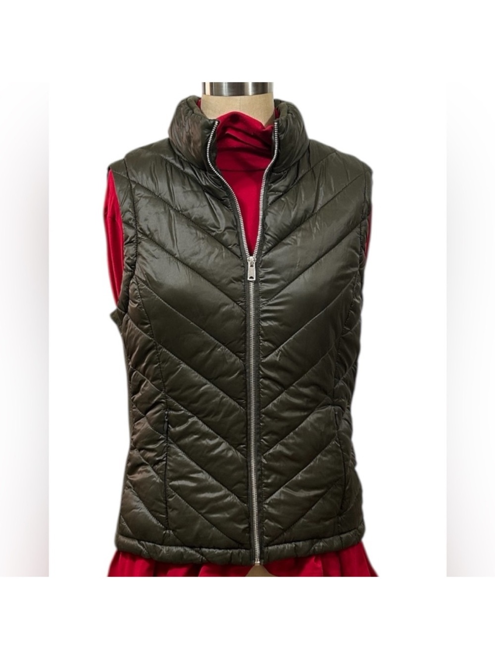 LOVE TREE Quilted packable Full Zip Puffer Vest 100% Nylon Olive Green LARGE
